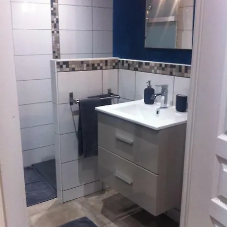 Chez Mamie Schlop Ferienhaus *